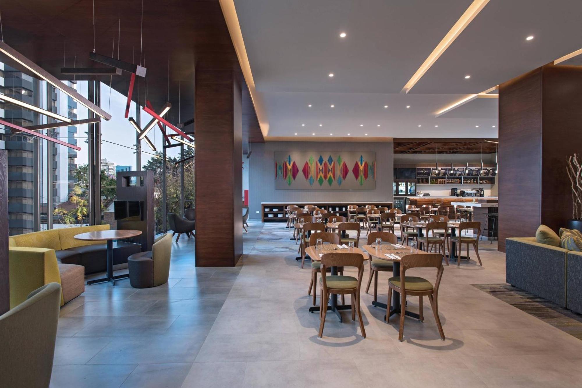Courtyard By Marriott Guatemala City Exterior foto